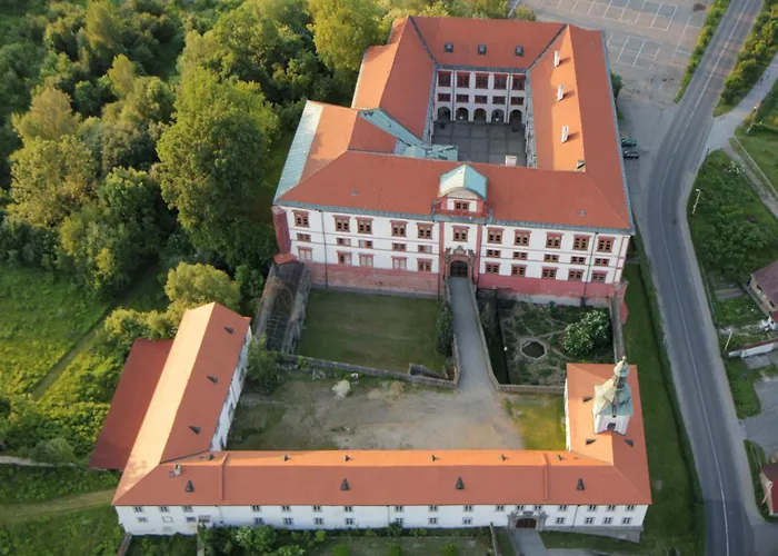 Na Namesti * Zakupy